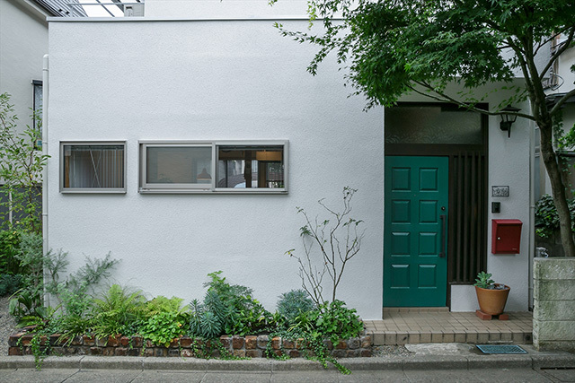 リフォーム・リノベーションの事例｜玄関外観