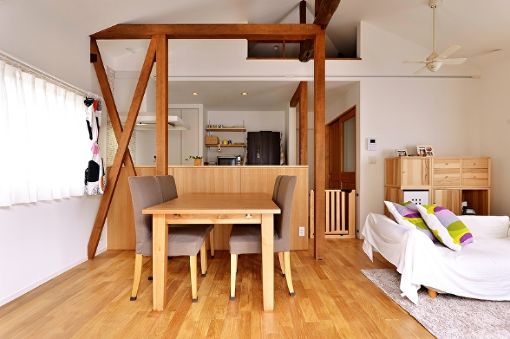 お日さまの光を浴びる2階リビング | リ...