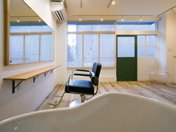 シンプルクラシックの美容室内装施工例一覧...