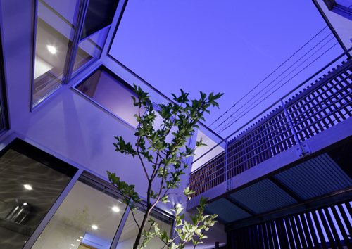 己斐上の家 WORKS 俵・小畠建築設計...