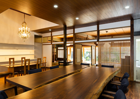 茶と糀　梅田屋 WORKS 俵・小畠建築...