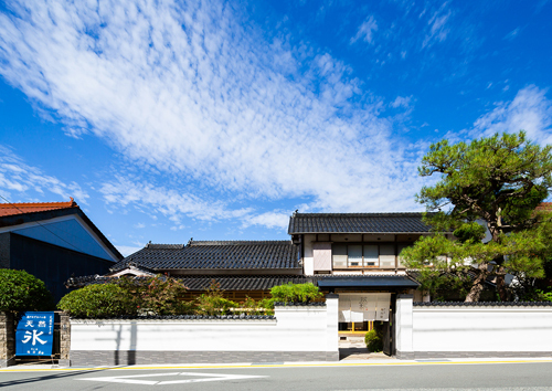 茶と糀　梅田屋 WORKS 俵・小畠建築...