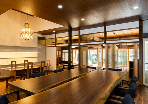 茶と糀　梅田屋 WORKS 俵・小畠建築...