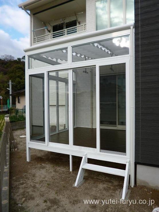 ホワイト色のガーデンルーム | 福岡・北...