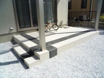 タイルテラスとリレーリア | 福岡・北九...