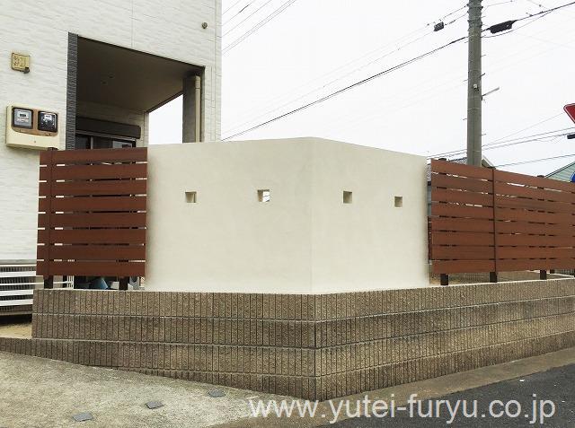 デザインウォールと樹脂フェンスでスッキリ...