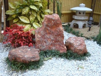 和風の坪庭とサンルーム | 福岡・北九州...