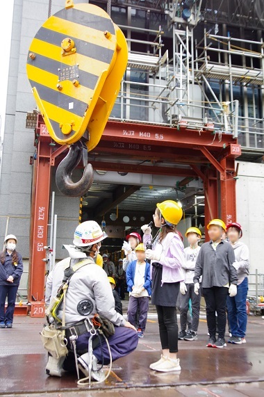 Crane operating experience (Building construction site, Hamamatsu-cho 2-chome Type-1 Urban Redevelopment Project)