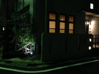 戸田市 T様邸 塗り壁にガラスブロックを...