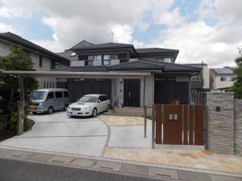 さいたま市　アプローチと駐車スペース完成