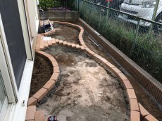 川越市　お庭リフォーム　レンガ縁取り