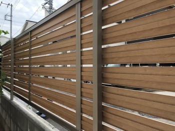 ふじみ野市　フェンス(LIXILセレビューフェンス)の裏側