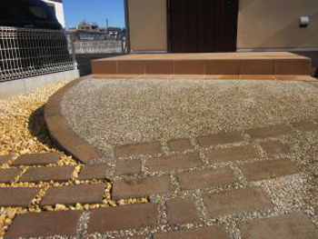 川越市 H様邸 曲線を使ったアプローチと...