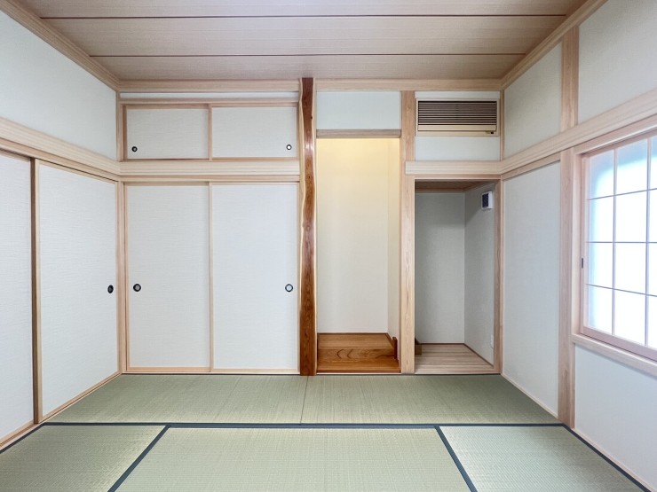 牛久市「天井の高いダブル断熱の家」 | ...