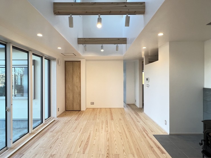つくば市「薪ストーブのある和モダンな家」...