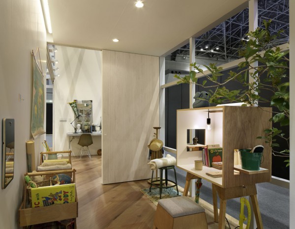 SLIDING HOUSE （Panas...