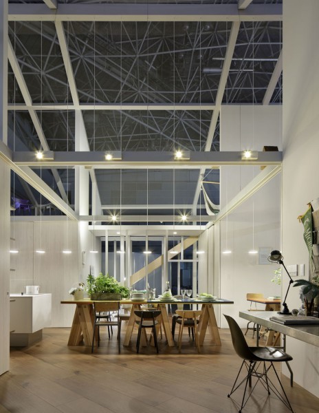 SLIDING HOUSE （Panas...