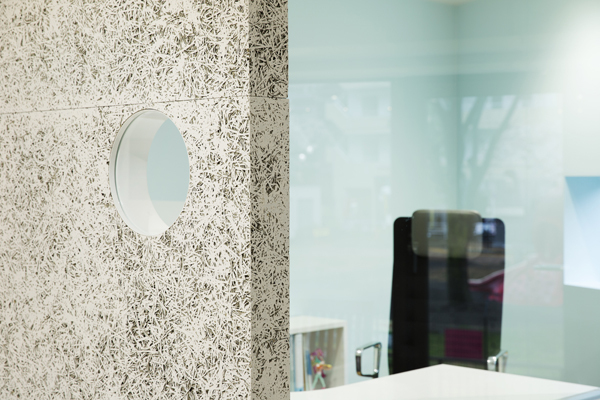 バンダイナムコライブクリエイティブオフィ...