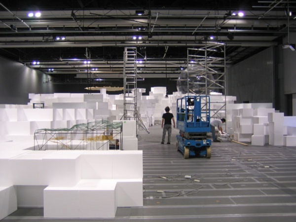 地下展 UNDERGROUND TORA...