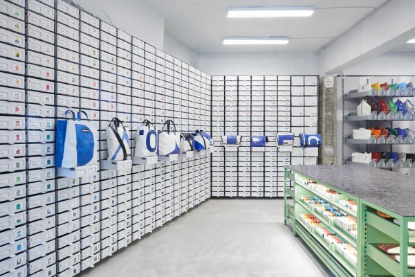 FREITAG Store Seoul ...