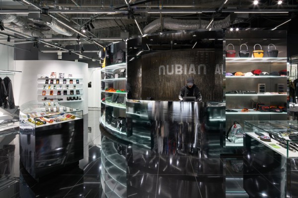 NUBIAN SHIBUYA PARCO...