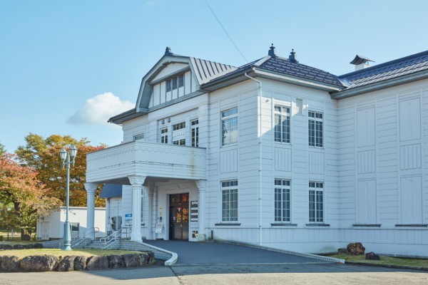 美術／中間子 小池一子の仕事とMUJI ...
