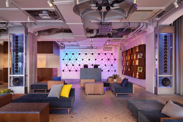Amazon Music Studio ...