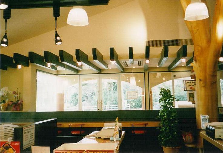 静岡県浜松市の複合店舗　店舗設計作品紹介