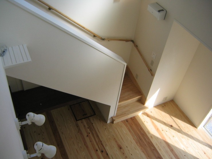 吹き抜けリビング