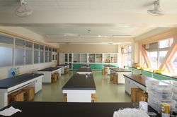 施工例（大桑小）　株式会社久保田建設