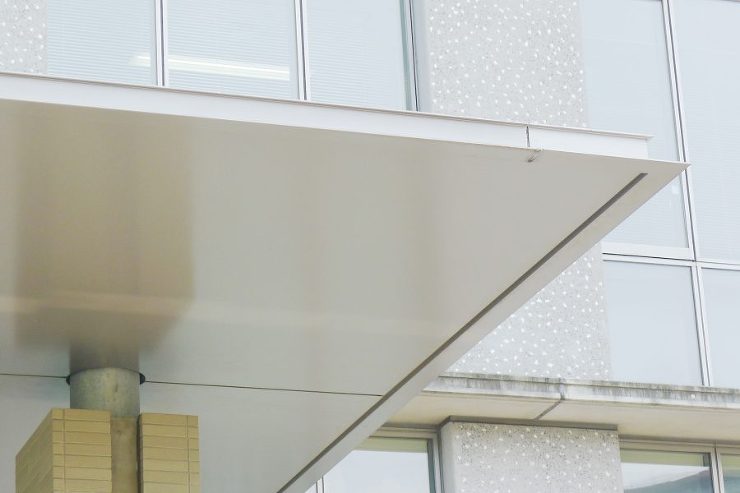 松戸地家裁 | トライアス-建築内外装金...