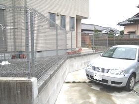 株式会社　駿河設備--フェンス設備施工例...