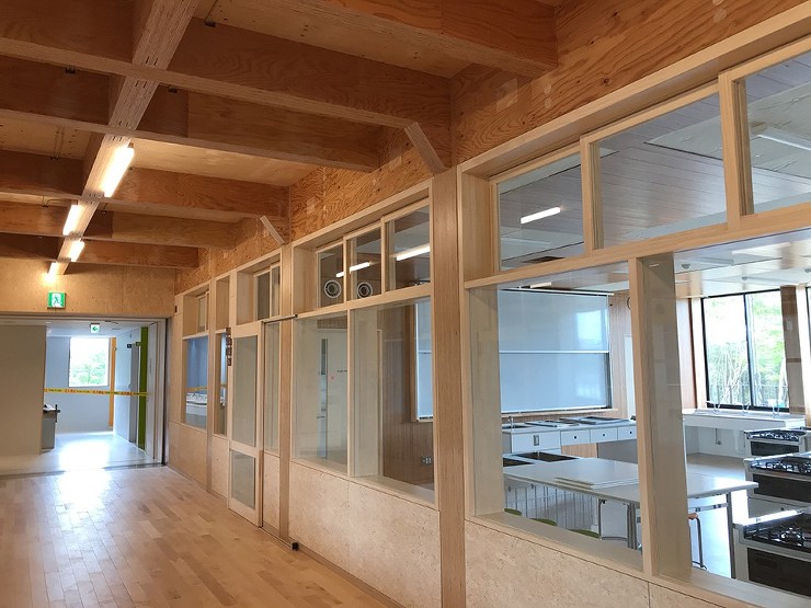 国内最大級。準耐火構造の木造3階建て校舎...