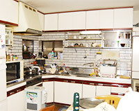 キッチンのリフォーム｜年中無休・緊急対応...