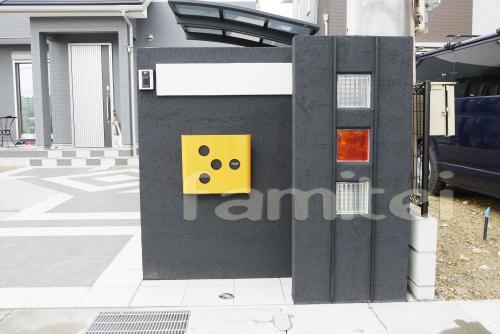 モダンな門柱　施工例