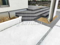 駐車場ガレージ床 土間コンクリート バラス砕石目地 土留め 塗り壁 エスケー化研 ベルアート塗装