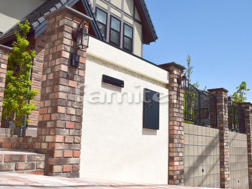 和歌山　メンテナンスフリーのレンガを使用...