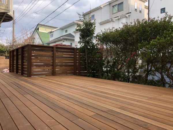 天然木ウッドデッキ