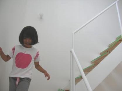 吹抜けリビング階段のデメリットを解消、メ...