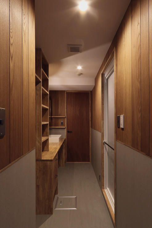 細長い洗面スペース 造作洗面 サニタリールーム