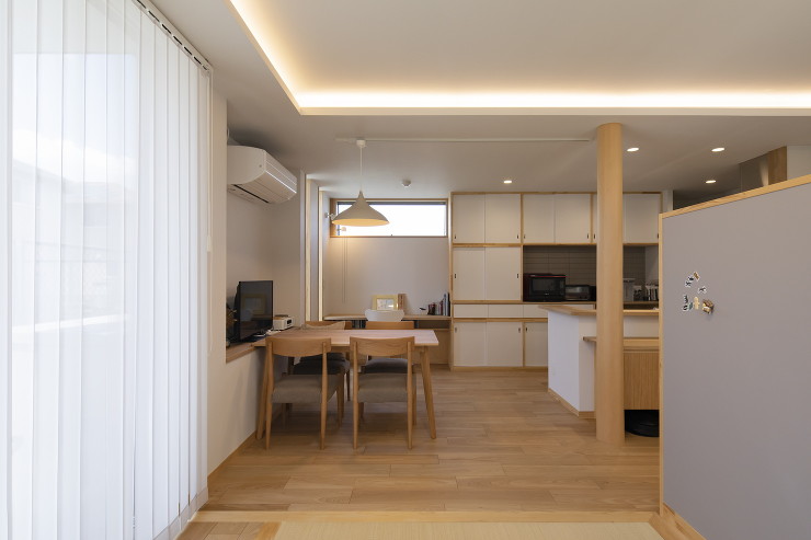 子育ての家 - ３つの小さな庭 - | ...