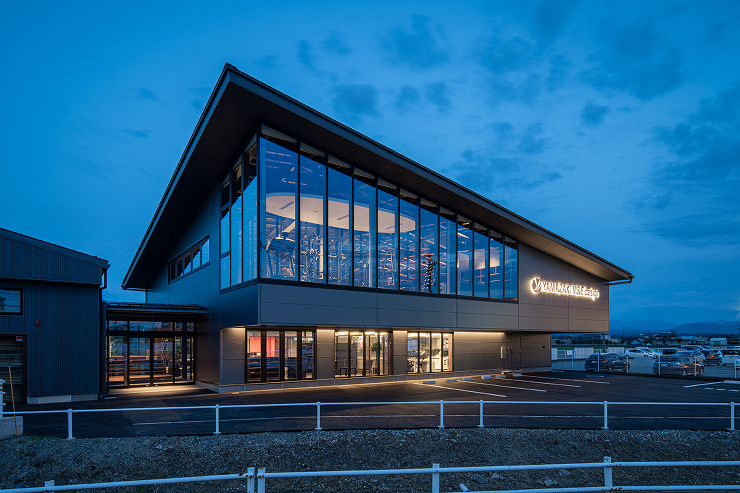 山崎設備設計_外観夜景