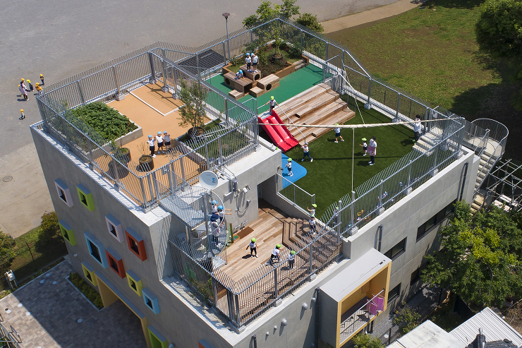 立華学苑_屋上園庭