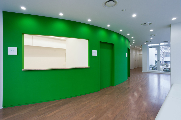 K小児科クリニック_アクセントウォール