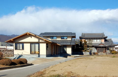 南北に細長い敷地−?T（八代の家）-Ｍ＆...