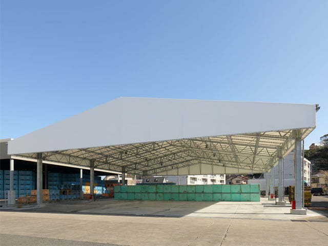 開放型 膜構造建築