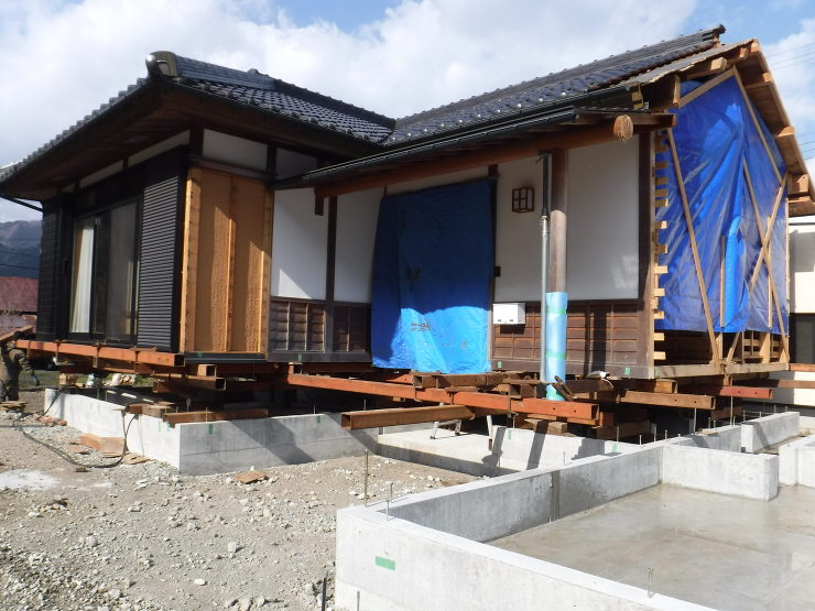 回転を伴う曳家工事
