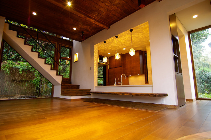 お寺の土手を眺める家・鎌倉｜神奈川県鎌倉...
