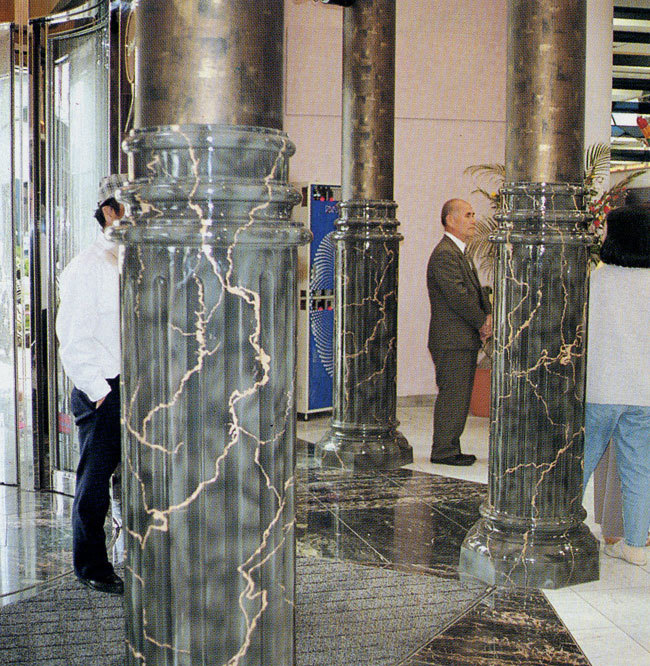 FRP製　オリジナル装飾円柱（飾り柱） 円柱（丸柱） 大理石塗装