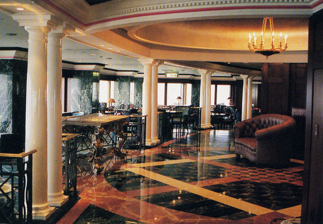 FRP製 ギリシア建築装飾柱 (飾り柱) ドリス式(ドーリア式) エンタシス(円柱・丸柱)　店舗例